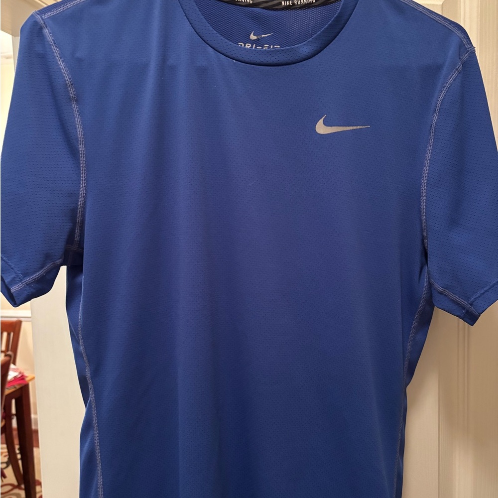 Nike Men's Short Sleeve Blue Tee